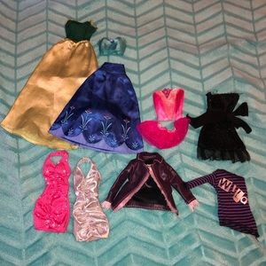 BARBIE💕10 piece set of clothes!💕